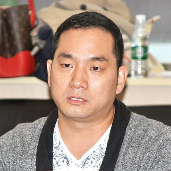 王顯 伯藝木門董事長