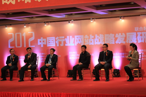 中國(guó)木門(mén)網(wǎng)榮獲2012年中國(guó)優(yōu)秀行業(yè)網(wǎng)站創(chuàng)新之星獎(jiǎng)