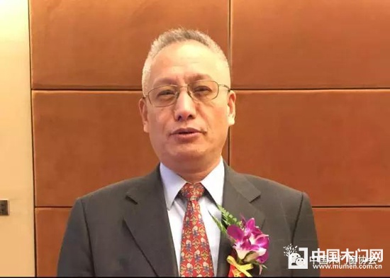 中國(guó)木材與木制品流通協(xié)會(huì)副會(huì)長(zhǎng)兼秘書(shū)長(zhǎng)李佳峰