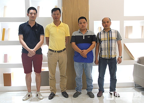 重慶創(chuàng)藝、昊誠、成都意木軒匯集木門小沙龍合影