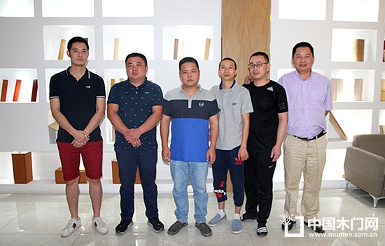 重慶創(chuàng)藝、昊誠、成都意木軒匯集木門小沙龍合影