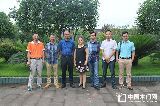 重慶木門小沙龍討論行業(yè)高科技