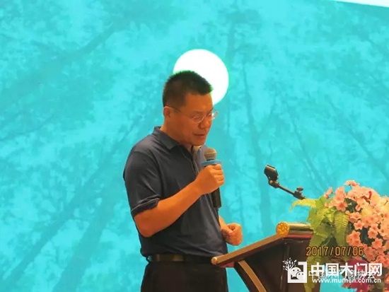 北京霍爾茨門(mén)業(yè)股份有限公司總經(jīng)理趙崇聯(lián)發(fā)表演講