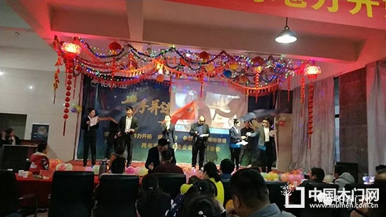 飛騰陽春門業(yè)