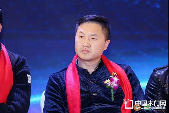 中國門業(yè)協(xié)會(huì)定制家居及設(shè)計(jì)GDCC峰會(huì)