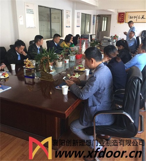 理想門業(yè)