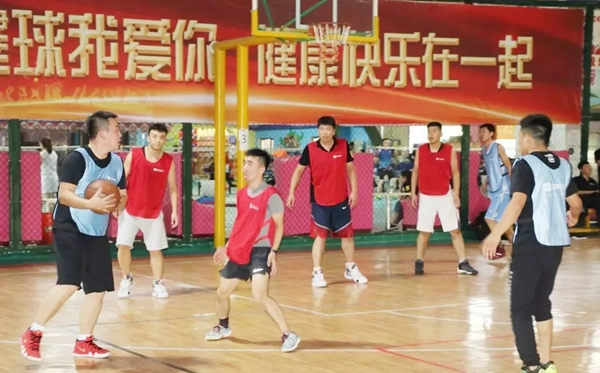 2019三峰家居營(yíng)銷中心籃球賽圓滿成功