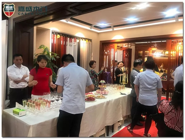 南昌嘉盛木門(mén)順利完成店面升級(jí)