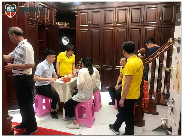 南昌嘉盛木門(mén)順利完成店面升級(jí)