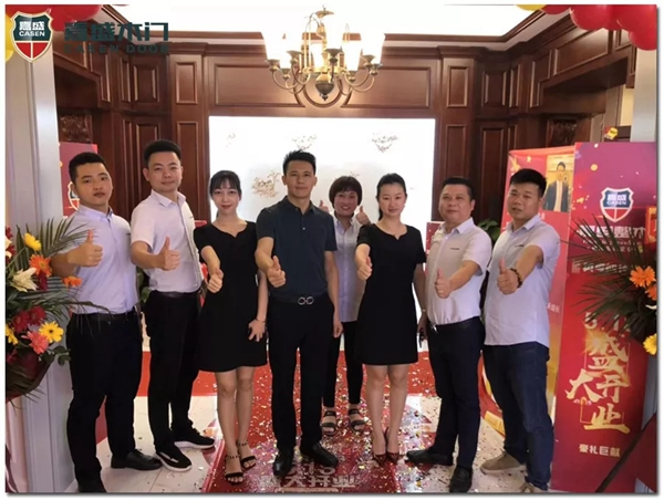 南昌嘉盛木門(mén)順利完成店面升級(jí)