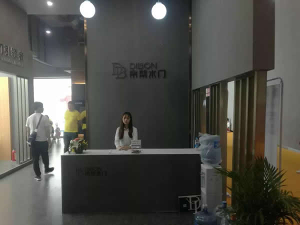 【展會(huì)第二日】帝幫木門(mén)#中國(guó)·建博會(huì)#簽約不斷，精彩紛呈！