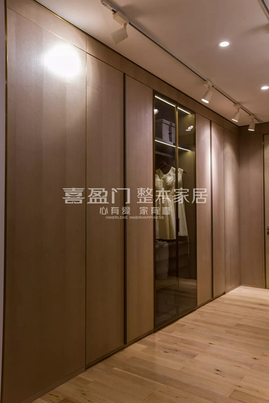 喜盈門木門：輕奢新中式，意想不到的美！