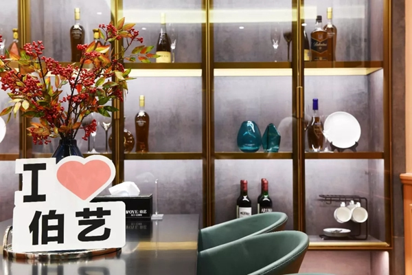 伯藝木門：實(shí)力筑造品牌，創(chuàng)新延續(xù)經(jīng)典