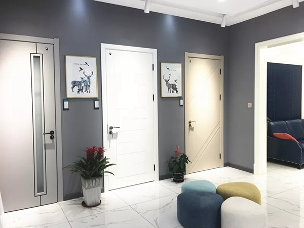 雙羽木門姜堰店：了解市場動向 做好客戶服務(wù) 打造核心競爭力