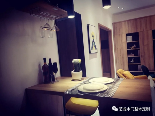 藝龍木門全屋定制教你將小空間設(shè)計出精致感
