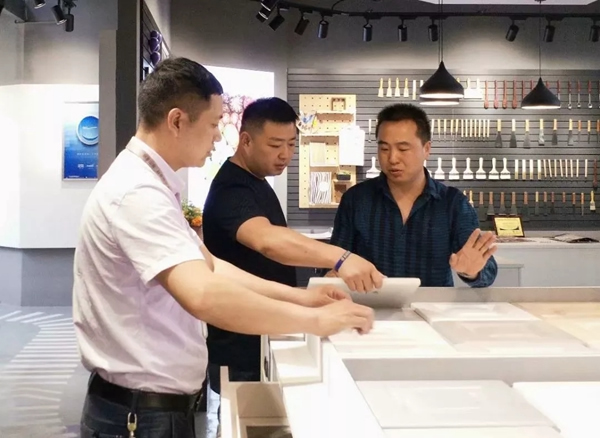華潤(rùn)涂料：家居潮流總在變？在這里新品開(kāi)發(fā)無(wú)壓力