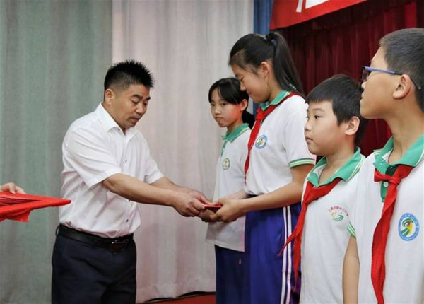 思佳木門：匯聚思佳之愛，筑夢學(xué)子未來