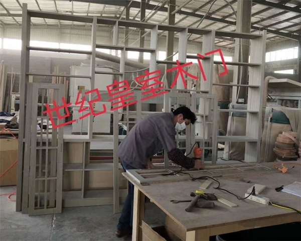 世紀皇室門業(yè)打造極簡家居永恒的主旋律！
