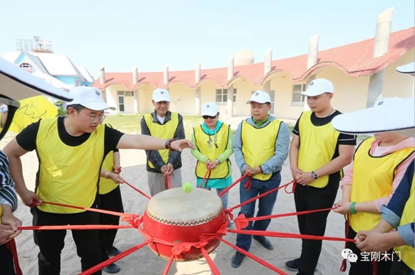 青島寶剛門業(yè)2019年員工戶外拓展團(tuán)建活動(dòng)圓滿落幕！