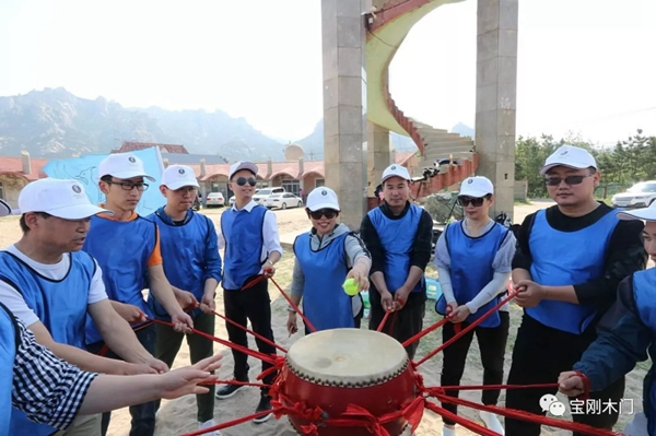 青島寶剛門業(yè)2019年員工戶外拓展團(tuán)建活動(dòng)圓滿落幕！
