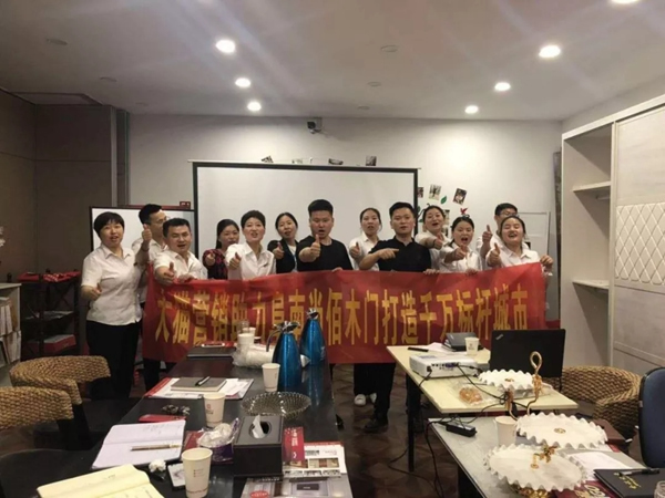 尚佰木門·整木定制4月單店活動(dòng)項(xiàng)目圓滿落幕，5月再續(xù)輝煌！