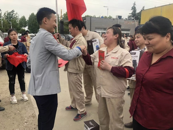 尚佰木門·整木定制2019年度生產(chǎn)中心第五屆趣味運動會圓滿落幕