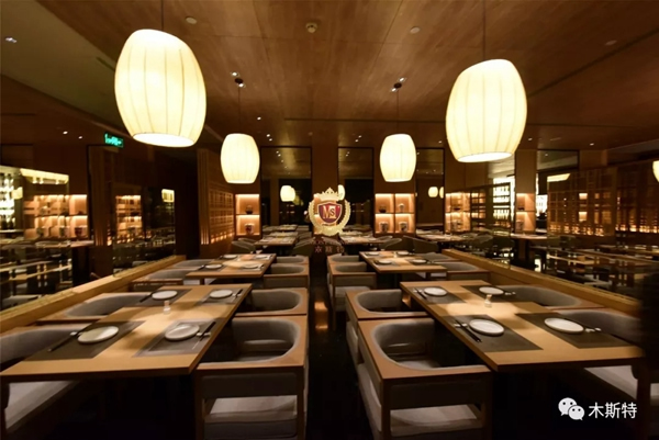 木斯特案例實(shí)拍|新東城國(guó)際酒店楓葉日韓料理