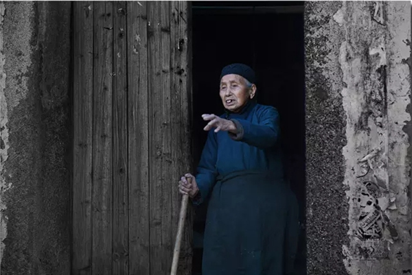 續(xù)氏全屋定制：推開這道門，感受不一樣的生活！