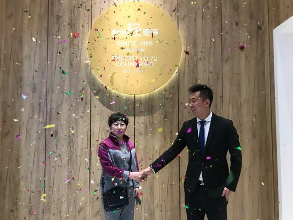 金迪木門第18屆中國國際門業(yè)展為實力代言，品牌力量引領(lǐng)夢想！