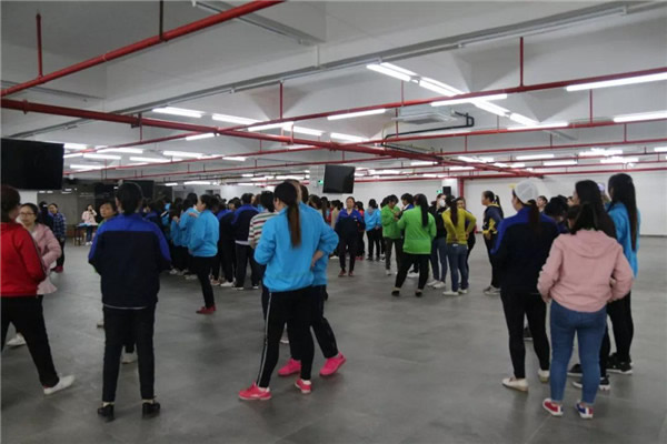 魅力女性，快樂幸福
