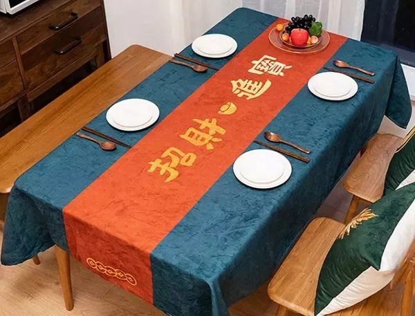 大自然木門教你這樣布置你家的門，年味增添不少！