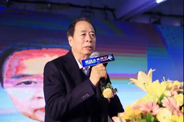 LED UV漆問世意義重大，匯龍涂料引領(lǐng)環(huán)保漆未來