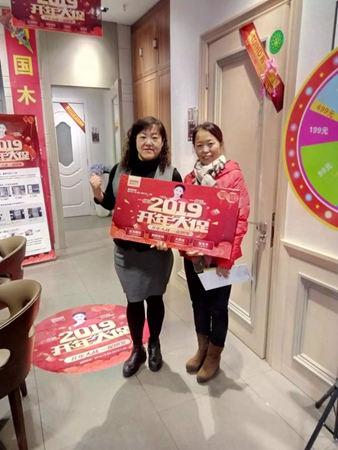 鑫迪木門“2019開(kāi)年大促”進(jìn)行中，超火爆現(xiàn)場(chǎng)等你來(lái)！