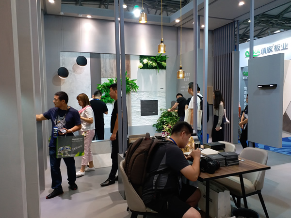 拜勒尼亮相中國(guó)國(guó)際上海家具展覽會(huì)，以板材演繹空間美學(xué)，讓美發(fā)聲！