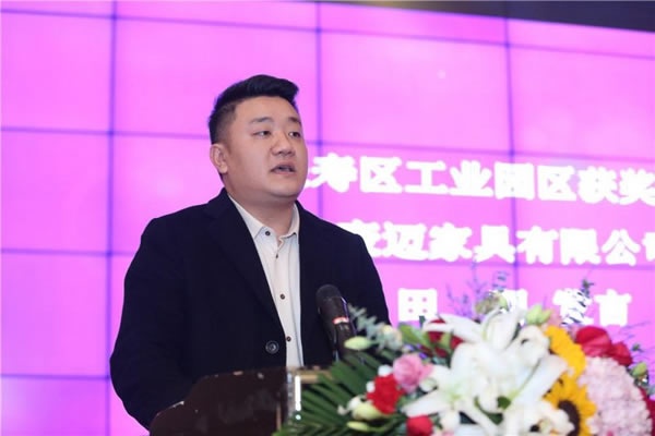 重慶木門舉行會(huì)員大會(huì)、年會(huì)、團(tuán)拜會(huì)