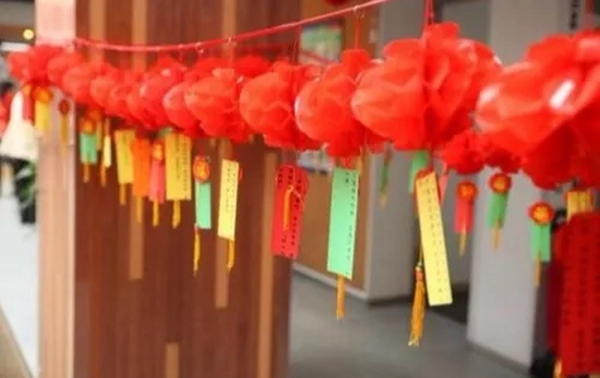 永佳無漆木門祝大家元宵佳節(jié)月圓人安！