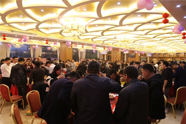 豪利集團“同心共濟 · 厚蓄進激”2019年會燃情落幕