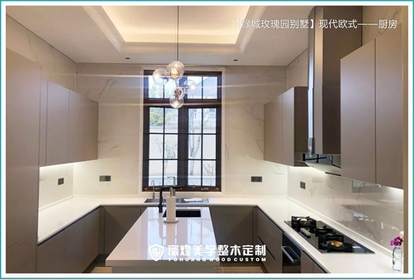 富煌美學(xué)整木定制：昆山綠城玫瑰園獨棟別墅案例賞析