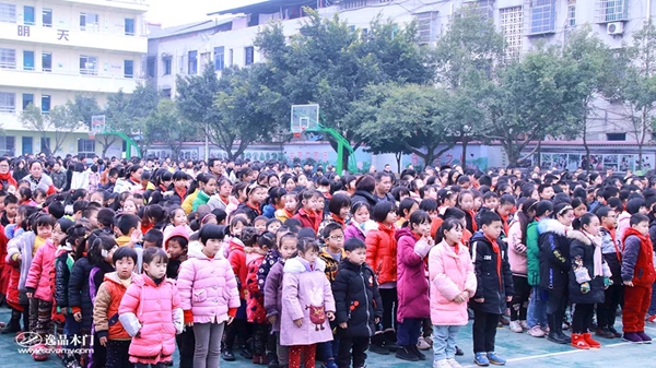 逸品木門愛(ài)心捐助復(fù)隆實(shí)驗(yàn)學(xué)校
