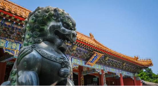 東成紅木?素刻生活 創(chuàng)造當代中式理想居所空間