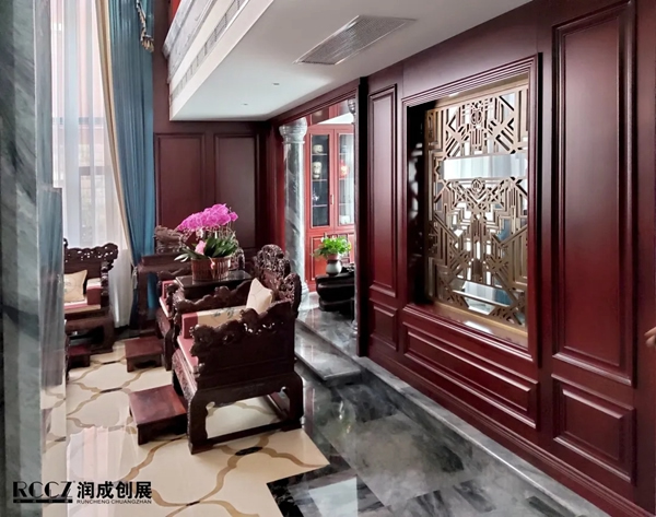 潤(rùn)成創(chuàng)展木門帶大家賞析一下極具中國(guó)文化的別墅