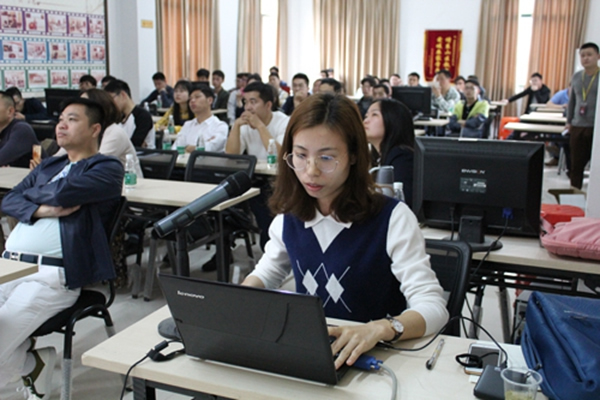德嘉印象：整木定制無法承諾交付期，他是如何解決的？