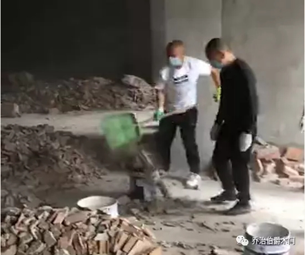 喬治伯爵力量鼓斗志，凝心聚力建新店！