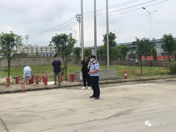 雙虎木門舉行消防演習(xí)，提升員工的消防意識