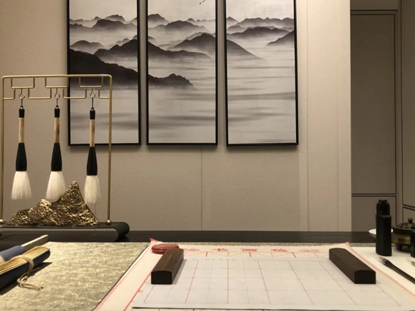 盈康世家木門：當(dāng)古典與現(xiàn)代碰撞，新中式便是理想中家的模樣