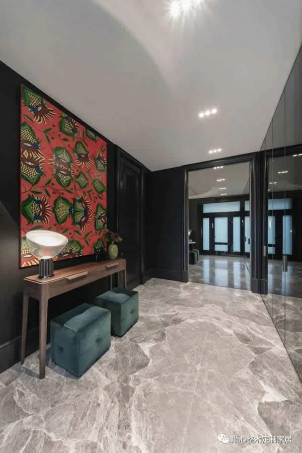 順心整木家居：490m2復(fù)式豪宅，獨(dú)特的奢華美感！