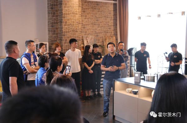 霍爾茨與經(jīng)銷商精英們齊聚一堂，共議“增長”新課題！