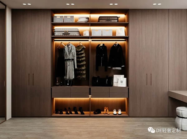 DE輕奢 | 現(xiàn)代衣帽間設(shè)計生活的小確幸