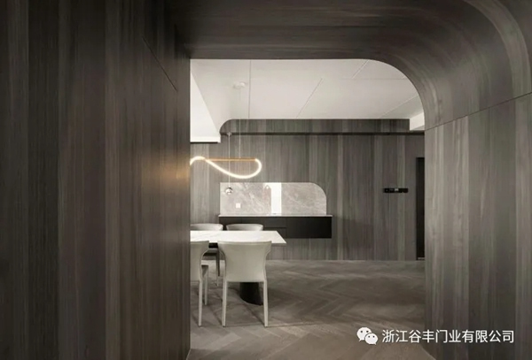 谷豐木門為你展現(xiàn)簡(jiǎn)約不簡(jiǎn)單的時(shí)尚美