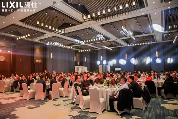 “?！鞭D乾坤，2021驪住通世泰全國經銷商大會圓滿落幕！